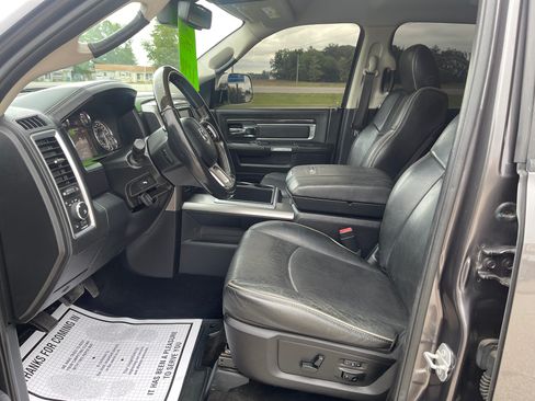 Used 2015 RAM 1500 Limited image 7