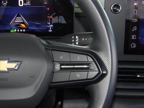 Used 2024 Chevrolet Silverado EV W/T image 27