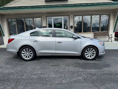 Used 2015 Buick LaCrosse UNAVAIL FWD image 1