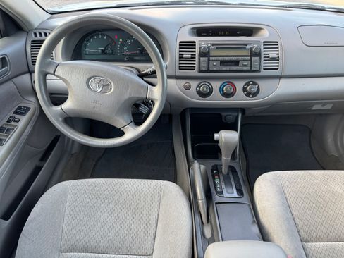 Used 2003 Toyota Camry LE image 23