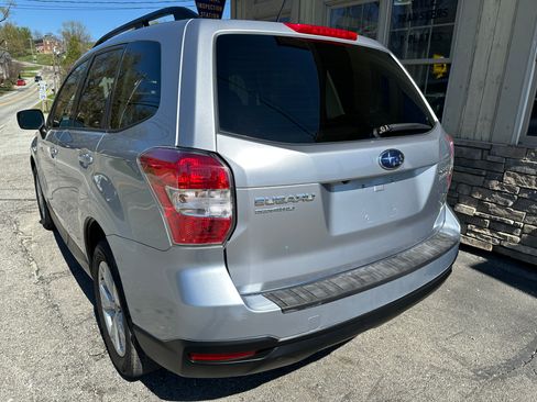 Used 2015 Subaru Forester 2.5i Premium image 8