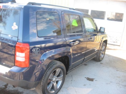 Used 2014 Jeep Patriot Latitude image 4