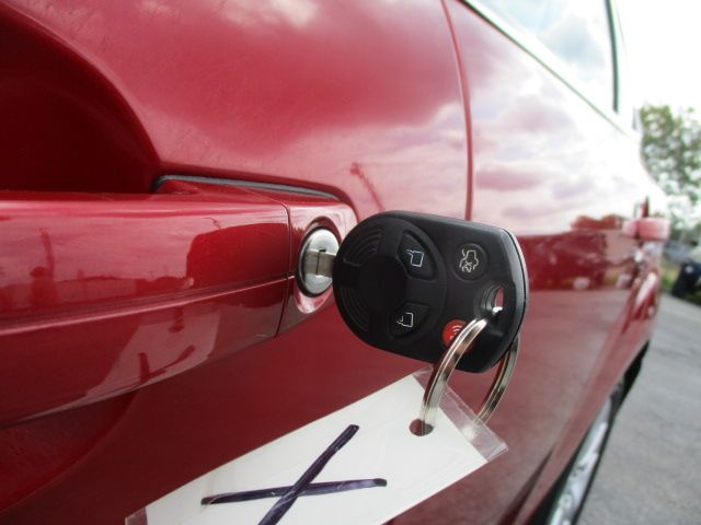 Used 2012 Ford Focus SEL Hatchback FWD image 11