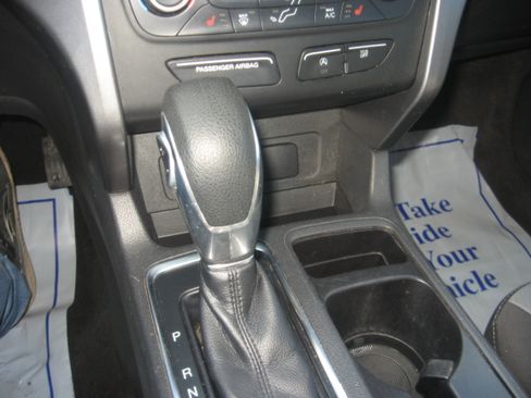 Used 2018 Ford Escape SE image 13