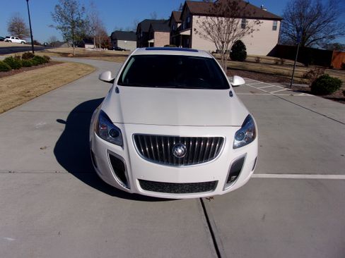 Used 2012 Buick Regal GS image 7