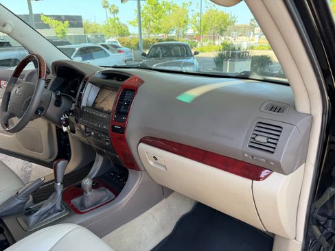 Used 2009 Lexus GX 470 AWD/4WD image 24