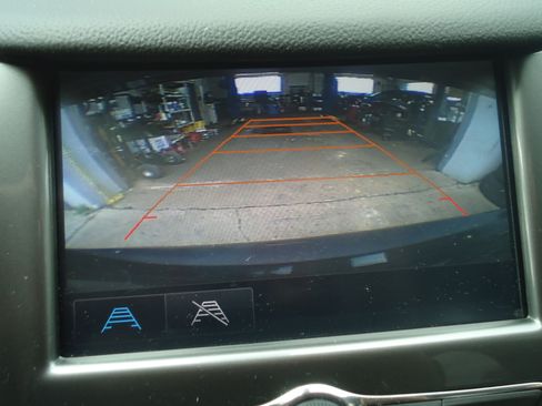 Used 2016 Chevrolet Cruze LT image 14