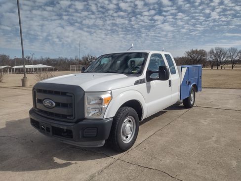 Used 2014 Ford F250 image 1