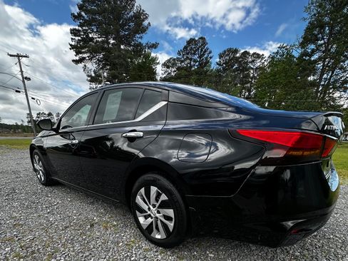 Used 2020 Nissan Altima 2.5 S FWD image 7