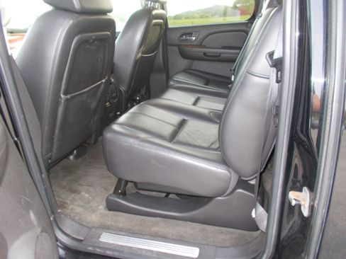 Used 2008 Chevrolet Avalanche AWD/4WD image 9