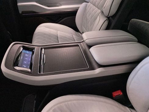 New 2027 Lincoln Navigator L Black Label AWD/4WD image 14