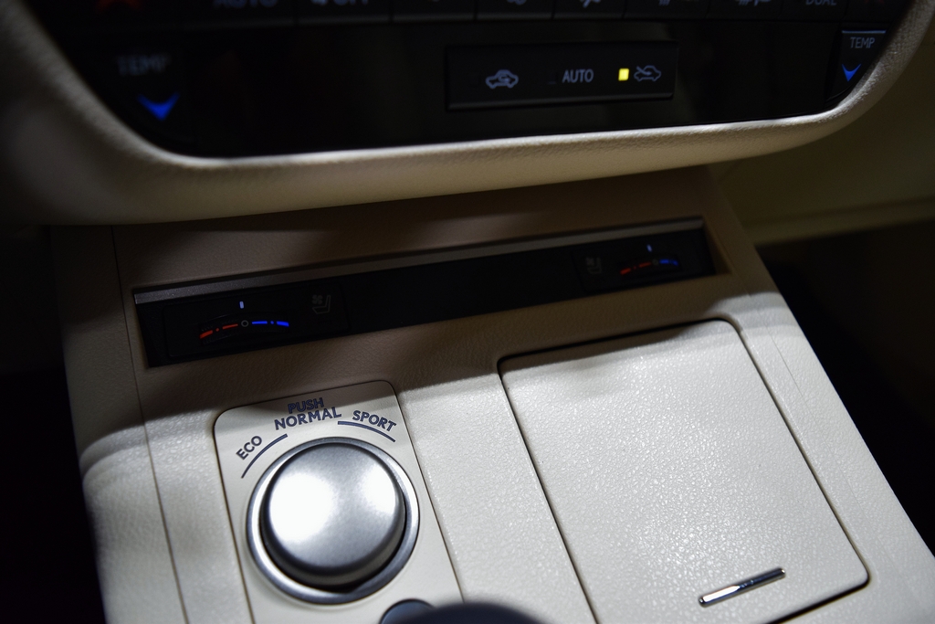 Used 2015 Lexus ES 350 Premium FWD image 27