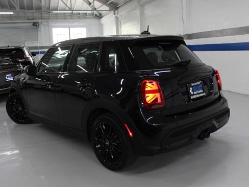 Used 2023 MINI Cooper S image 11