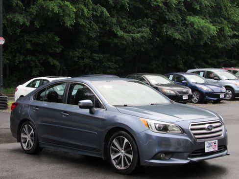 Used 2015 Subaru Legacy 2.5i Limited AWD/4WD image 11