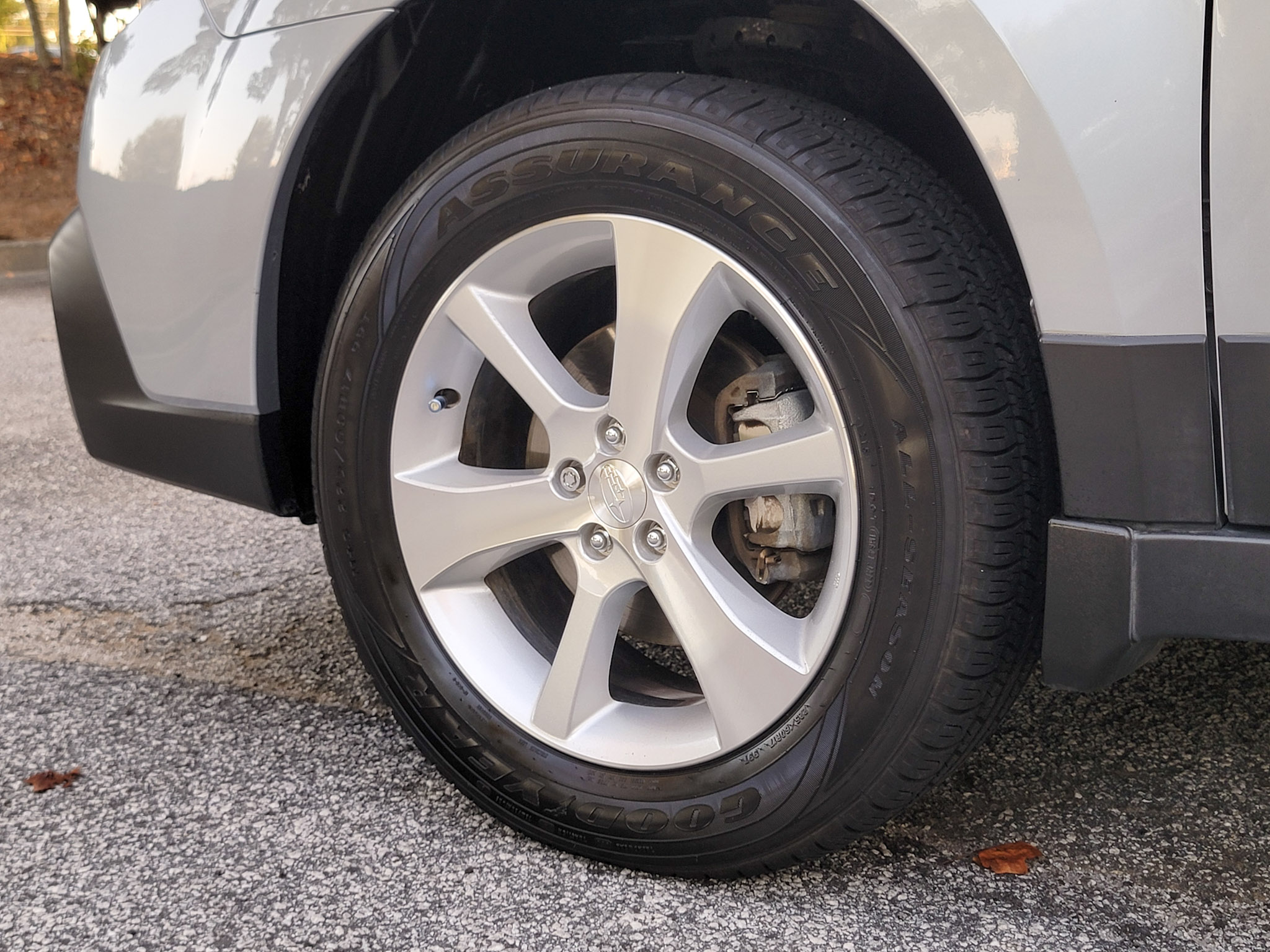 Used 2013 Subaru Outback 2.5i Limited AWD/4WD image 17