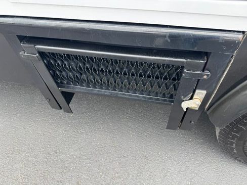 Used 2023 Ford E-350 and Econoline 350 Super Duty RWD image 14