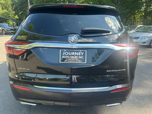 Used 2018 Buick Enclave FWD Premium image 4