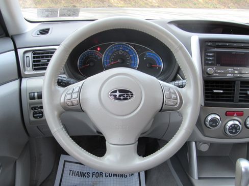 Used 2009 Subaru Forester 2.5X Limited image 15