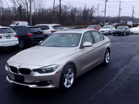 Used 2015 BMW 328i xDrive image 17