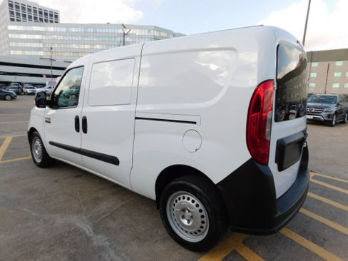 Used 2019 RAM ProMaster City Tradesman image 5