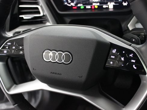 Used 2024 Audi Q4 e-tron quattro Premium Plus AWD/4WD image 27