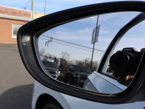 Used 2020 Volkswagen Passat 2.0T SE image 30