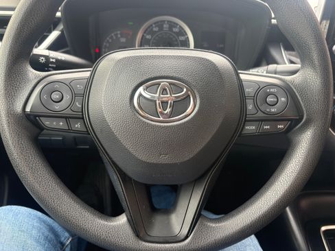 Used 2020 Toyota Corolla LE image 20