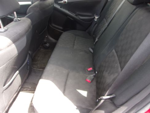 Used 2009 Pontiac Vibe FWD image 6