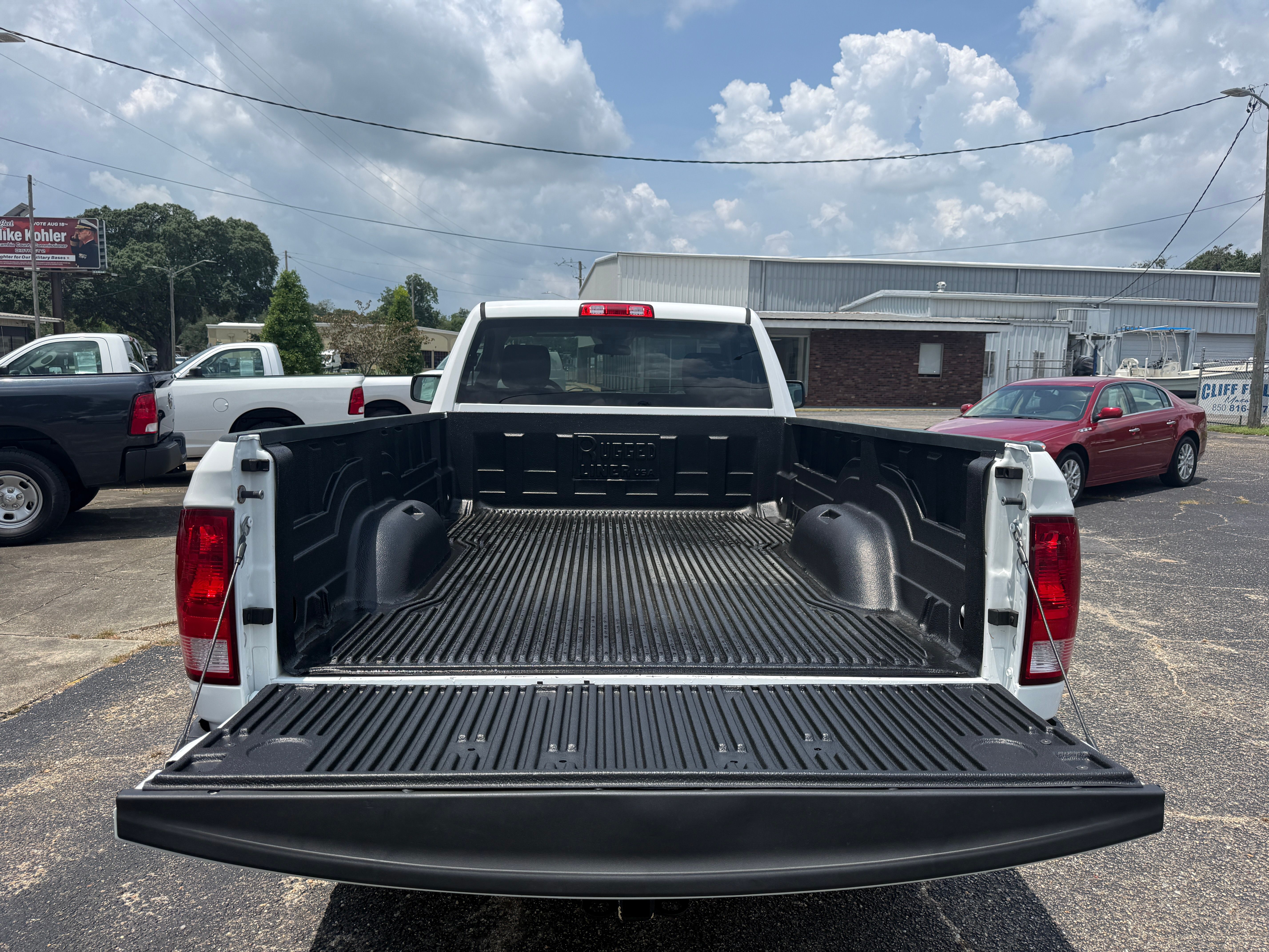 Used 2017 RAM 1500 2WD Regular Cab ST image 5