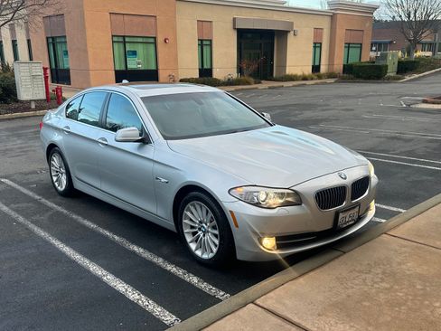 Used 2011 BMW 535i image 1