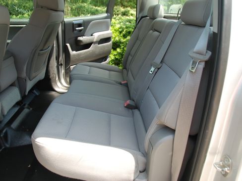 Used 2015 Chevrolet Silverado 2500 image 18