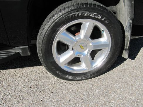 Used 2008 Chevrolet Avalanche LTZ image 9