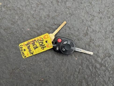 Used 2016 Ford Transit Connect XL image 19