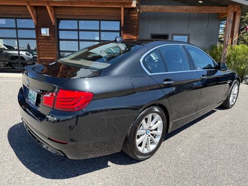 Used 2012 BMW 528i xDrive Sedan AWD/4WD image 5