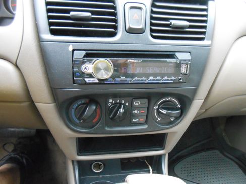 Used 2006 Nissan Sentra GXE image 14