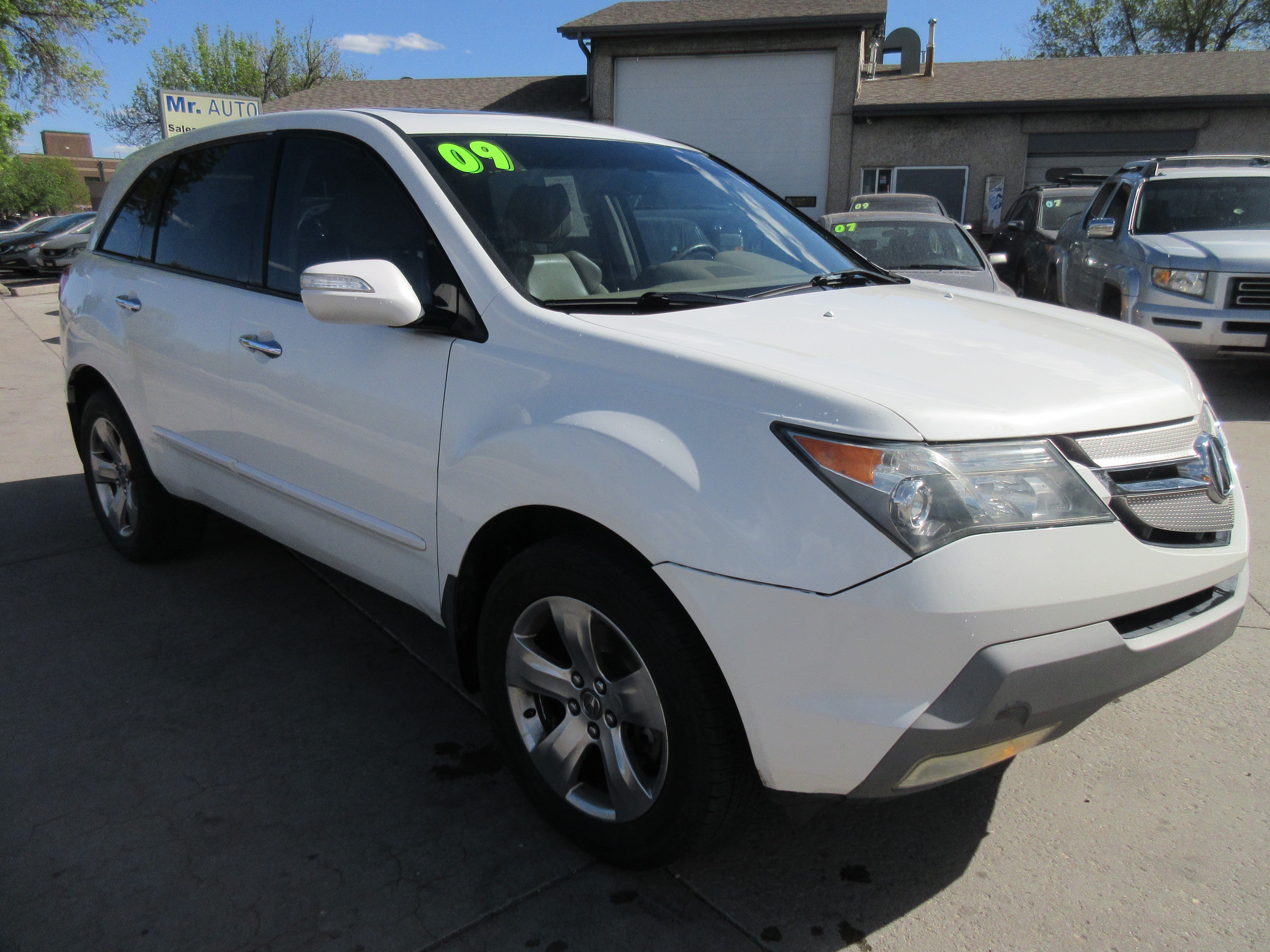 Used 2009 Acura MDX w/ Sport Package AWD/4WD image 2