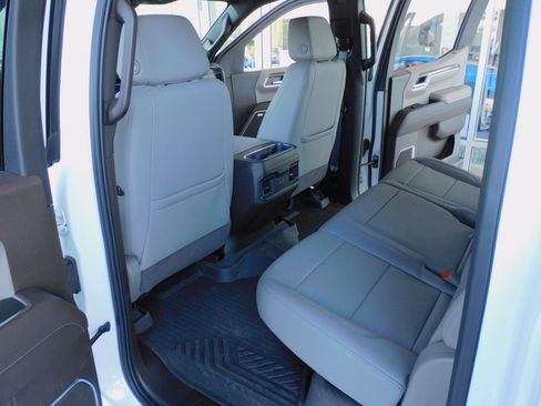 Used 2024 Chevrolet Silverado 1500 LT Trail Boss image 29