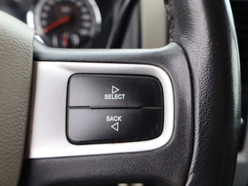 Used 2009 Dodge Ram 1500 Truck SLT image 21