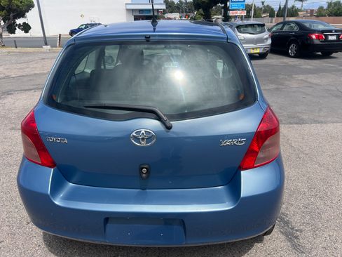 Used 2007 Toyota Yaris 2-Door Hatchback FWD image 6