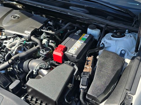 Used 2019 Toyota Camry XSE image 40