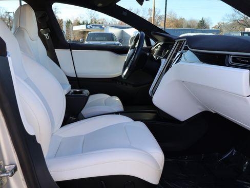 Used 2017 Tesla Model S P100D image 18