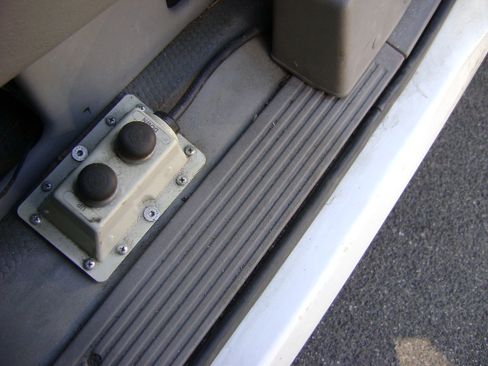 Used 2002 Chevrolet Silverado 3500 image 16