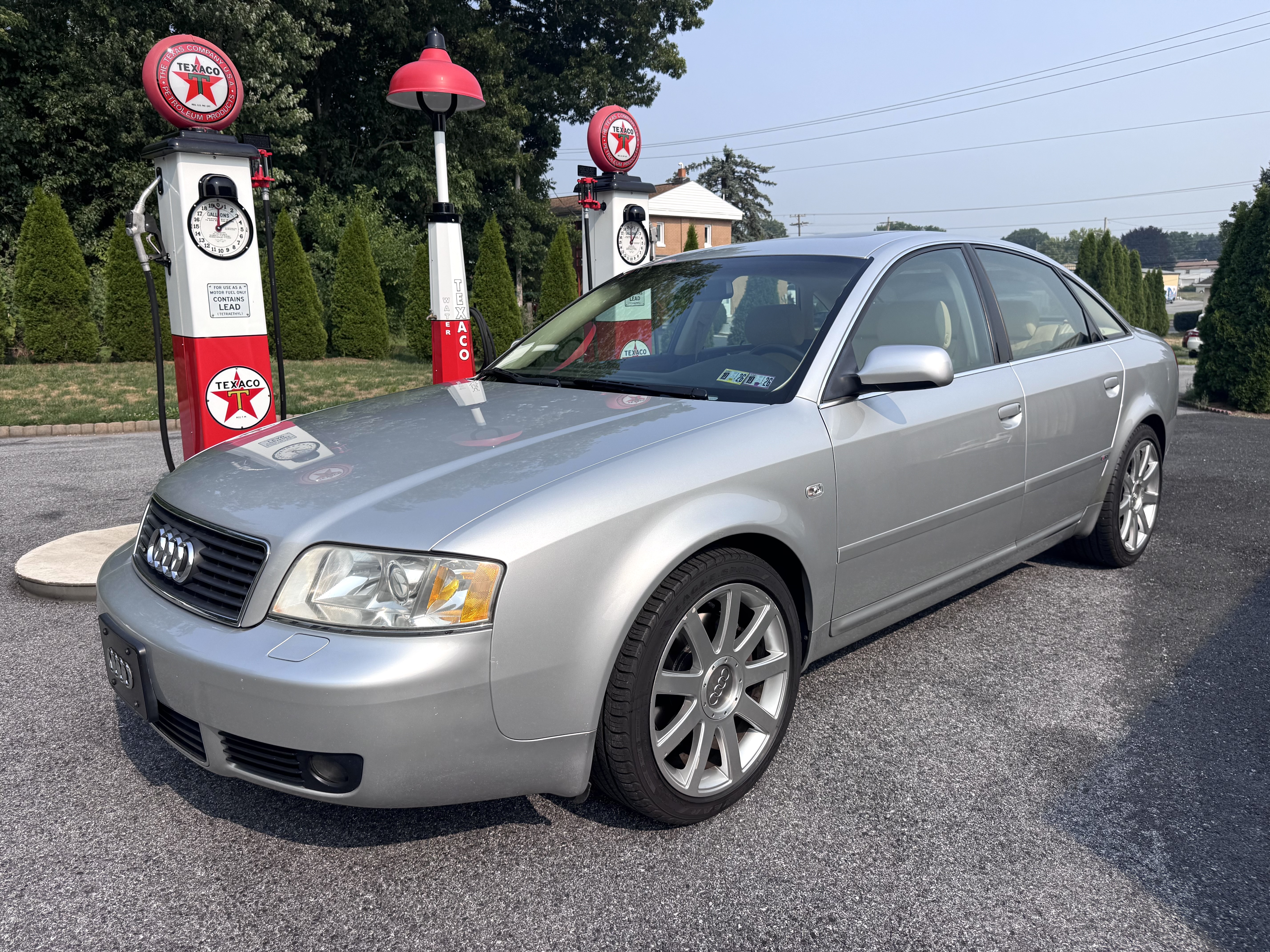 Used 2004 Audi A6 2.7T S line quattro Sedan AWD/4WD image 1