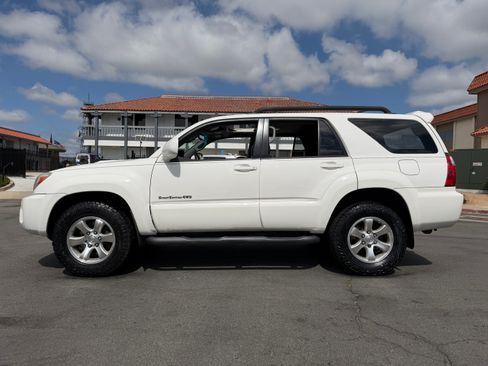 Used 2008 Toyota 4Runner Sport image 4