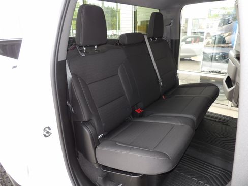 Used 2024 Chevrolet Silverado 1500 Custom Trail Boss image 24