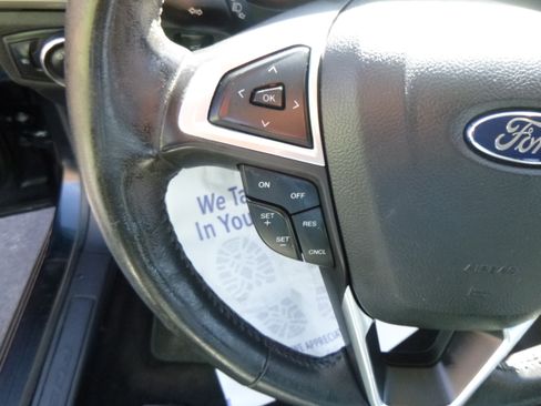 Used 2014 Ford Fusion SE image 17