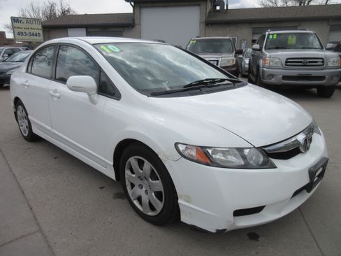 Used 2010 Honda Civic LX image 2