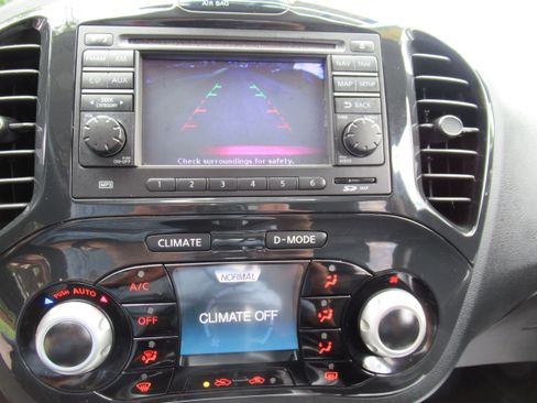 Used 2013 Nissan Juke AWD SL image 14