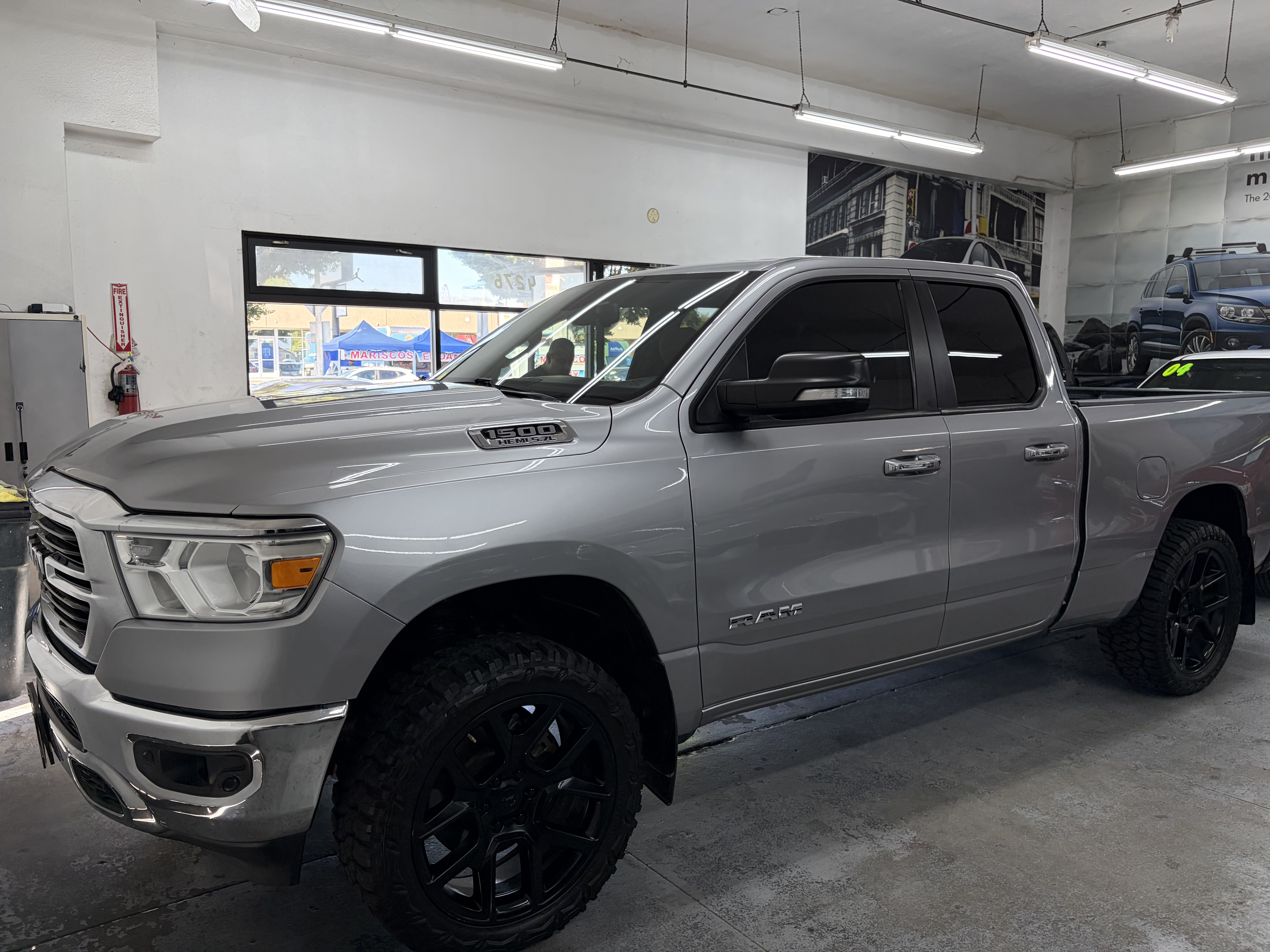 Used 2019 RAM 1500 4x4 Quad Cab Big Horn image 2