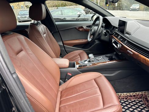 Used 2019 Audi A4 2.0T Premium image 10